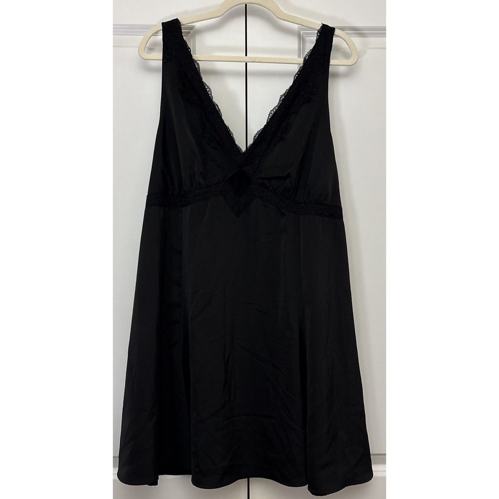 Wild Fable Womens Mini Slip Holiday Dress Black V-Neck Lace Trim Coquette 2XL